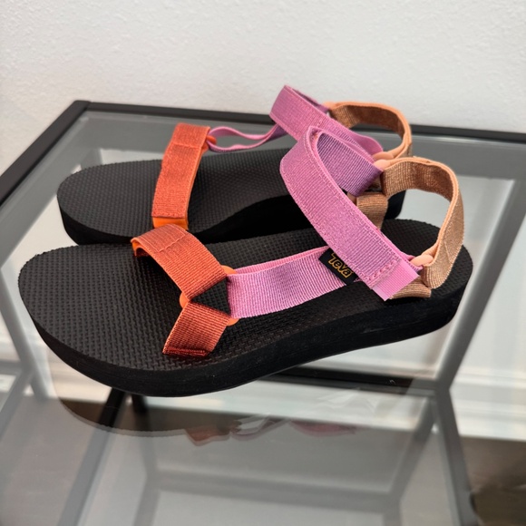 TEVA Midform Universal Women’s Elevated Sole Strappy Sandal Size 8. NWOB - Picture 5 of 12